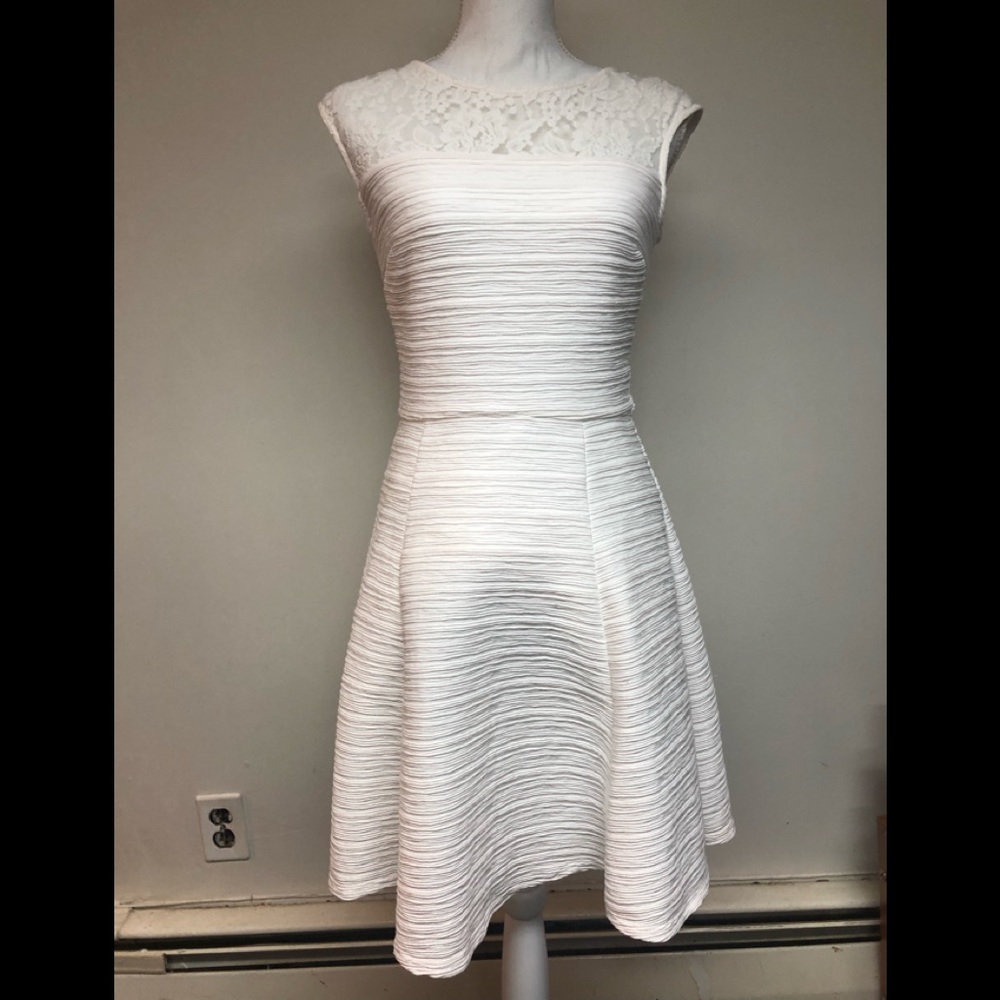 TAYLOR,  Off White lace effect dress in good condition.